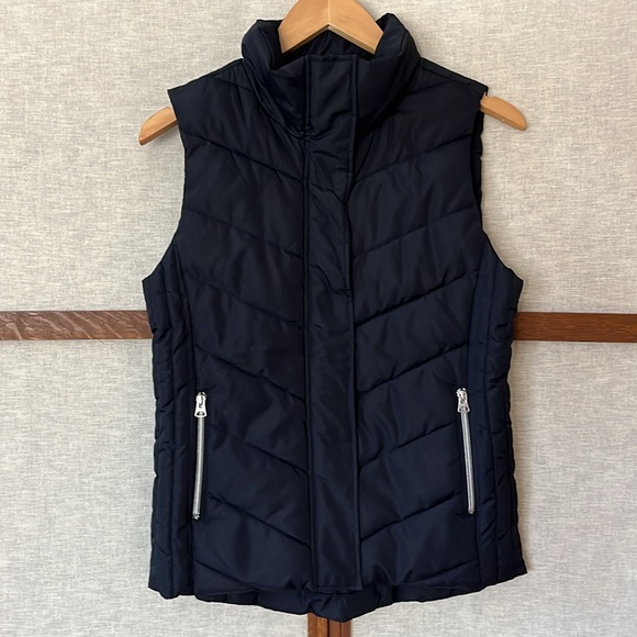 H&M Navy Quilted Puffer Vest with Silver Zippers - Picture 3 of 5